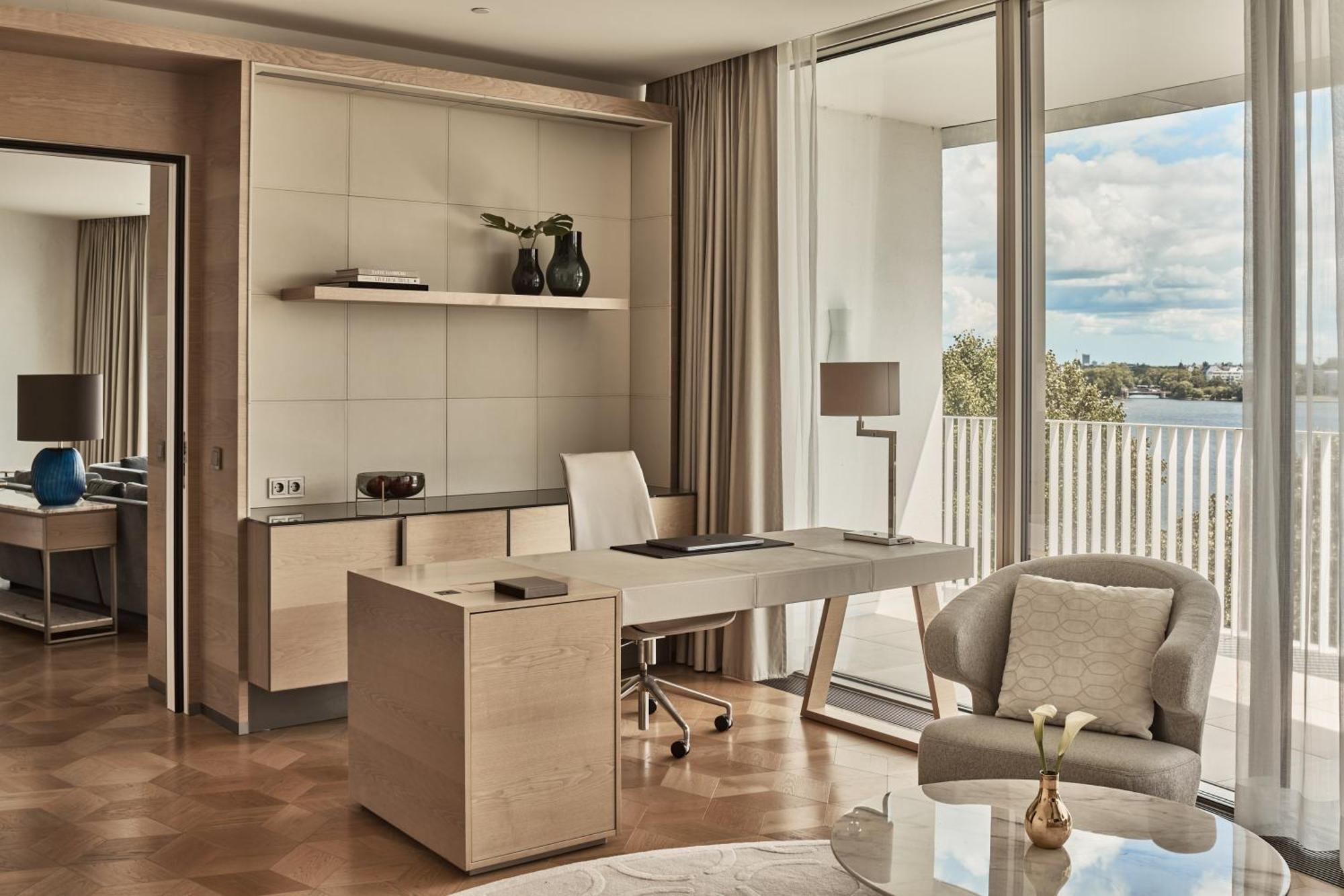 The Fontenay Hamburg Kültér fotó Office