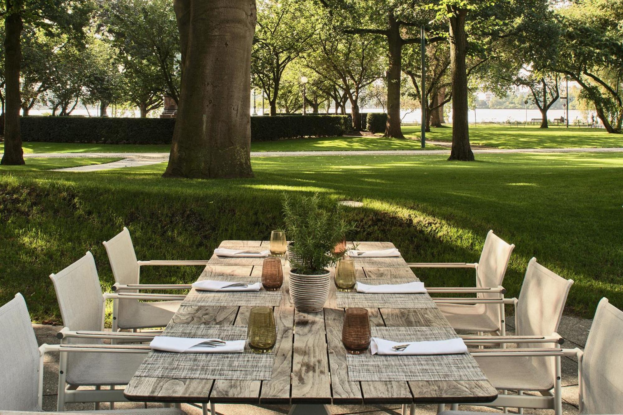 The Fontenay Hamburg Kültér fotó The Park, Hyderabad