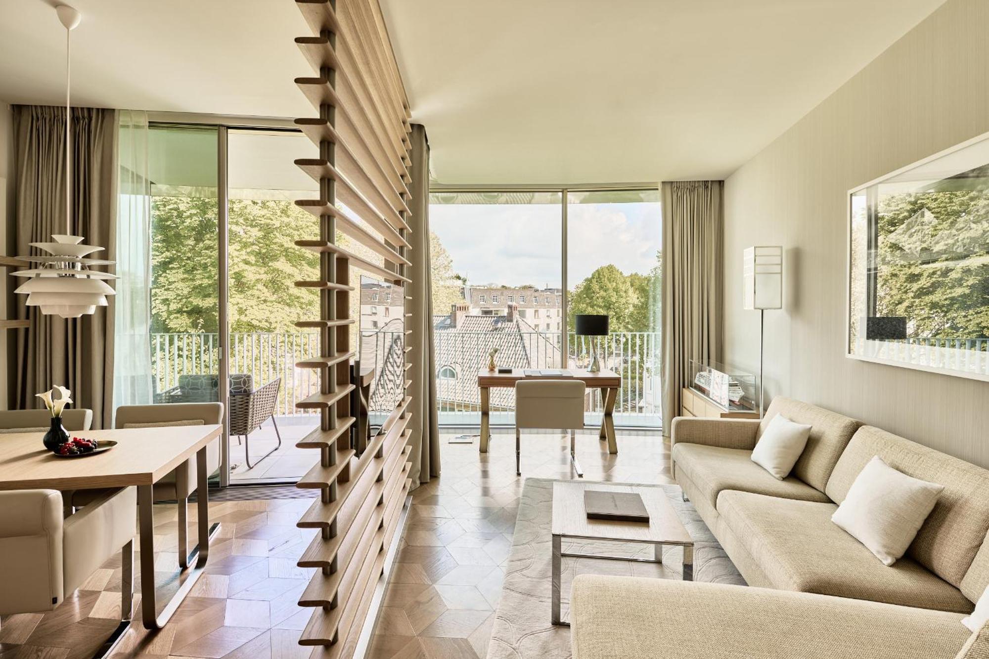 The Fontenay Hamburg Kültér fotó A living room in a typical apartment