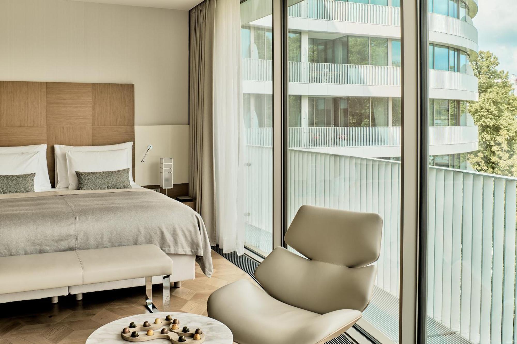 The Fontenay Hamburg Kültér fotó A room at the hotel